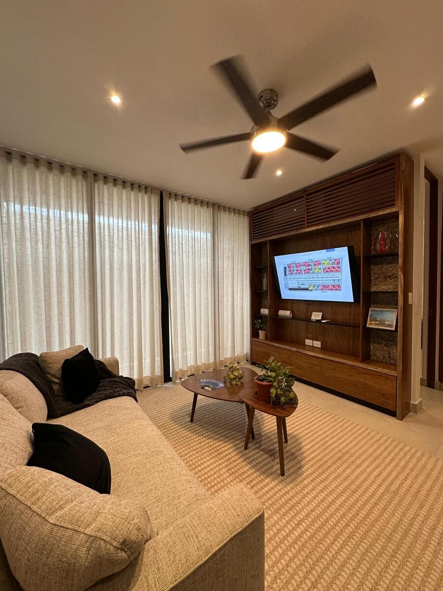 Departamento en Venta de Entrega Inmediata de 1 Recámara en Temozón Norte