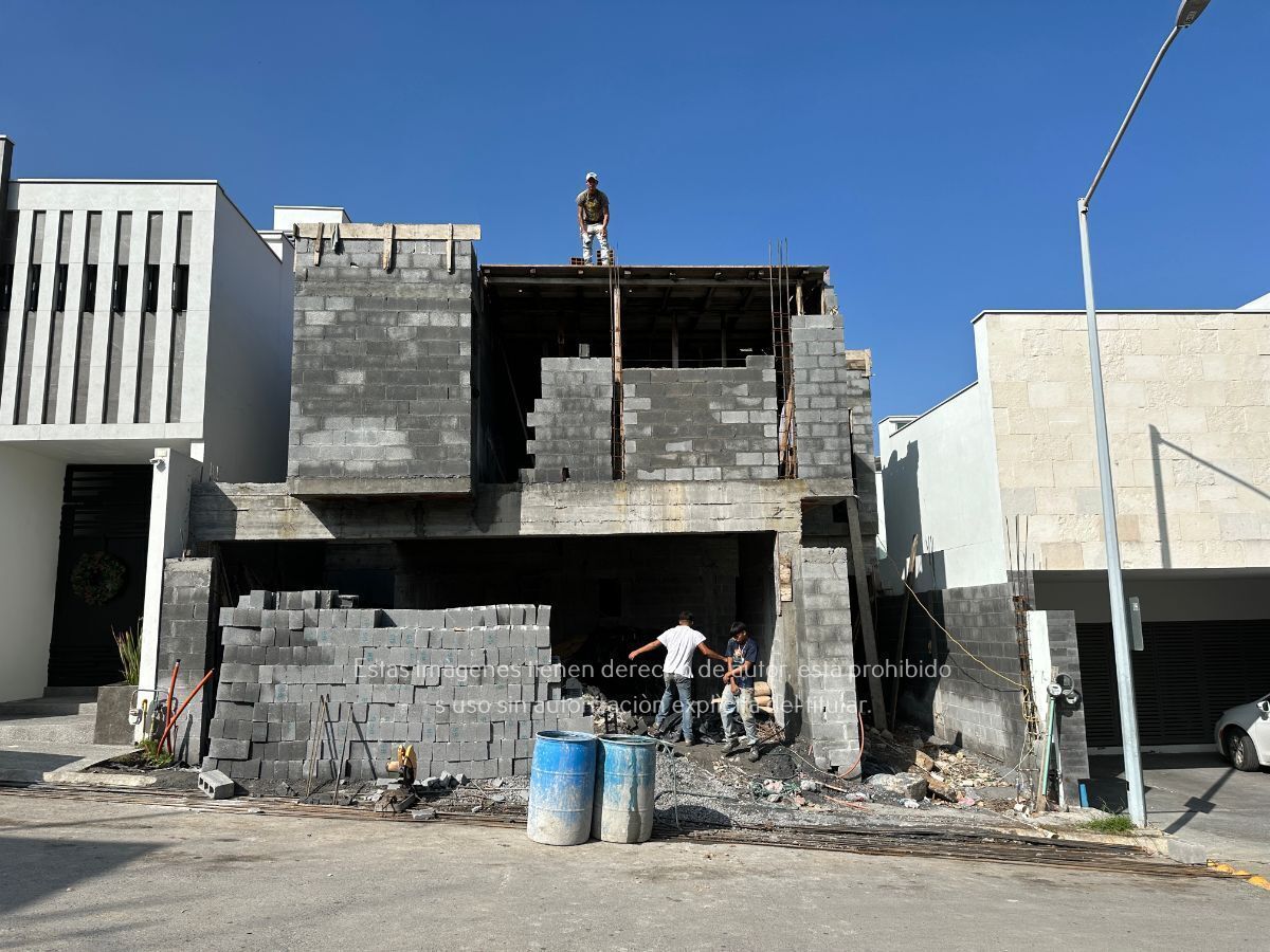 2 of 17: Casa en venta Proyecto en Privada Bosques del Valle