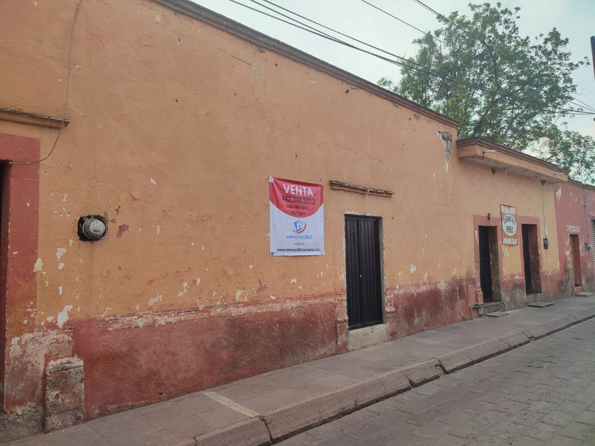 SALE OF LAND IN COLON ONE BLOCK FROM THE BASILICA SORIANO, photo 1 of 7