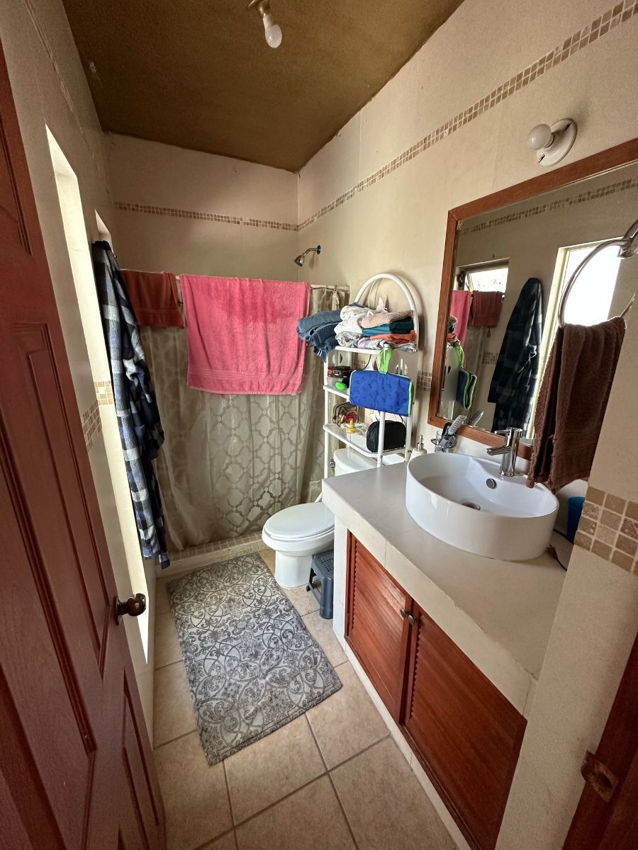 23 de 28: BAÑO PRINCIPAL