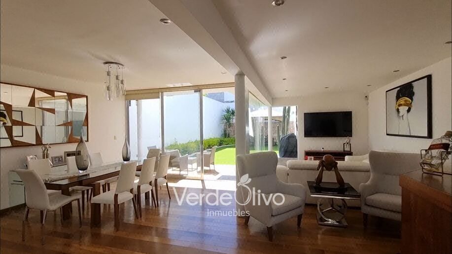 Exclusiva Casa en VENTA en Cumbres del Lago te espera