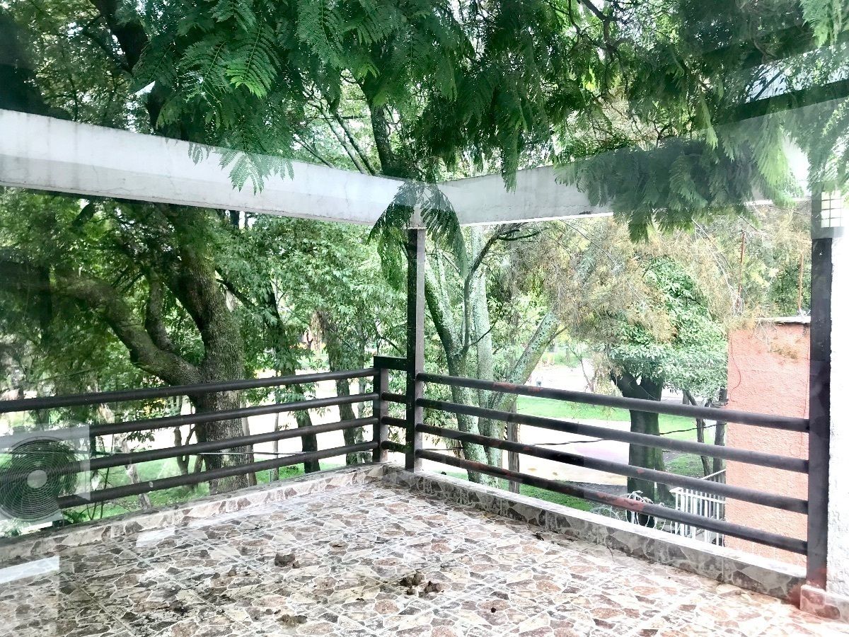 3 de 27