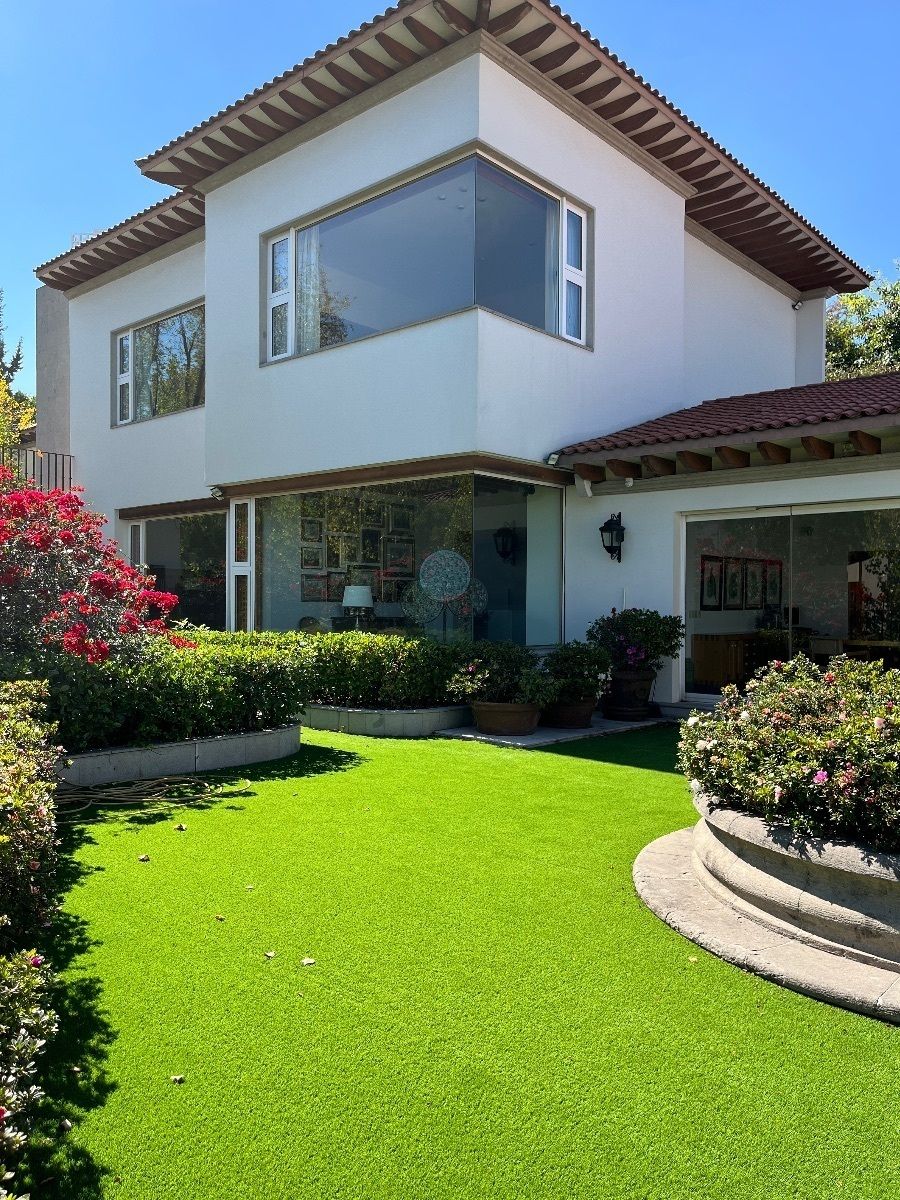 ESPECTACULAR CASA EN PRIVADA EN BOSQUES DE LAS LOMAS - foto 1