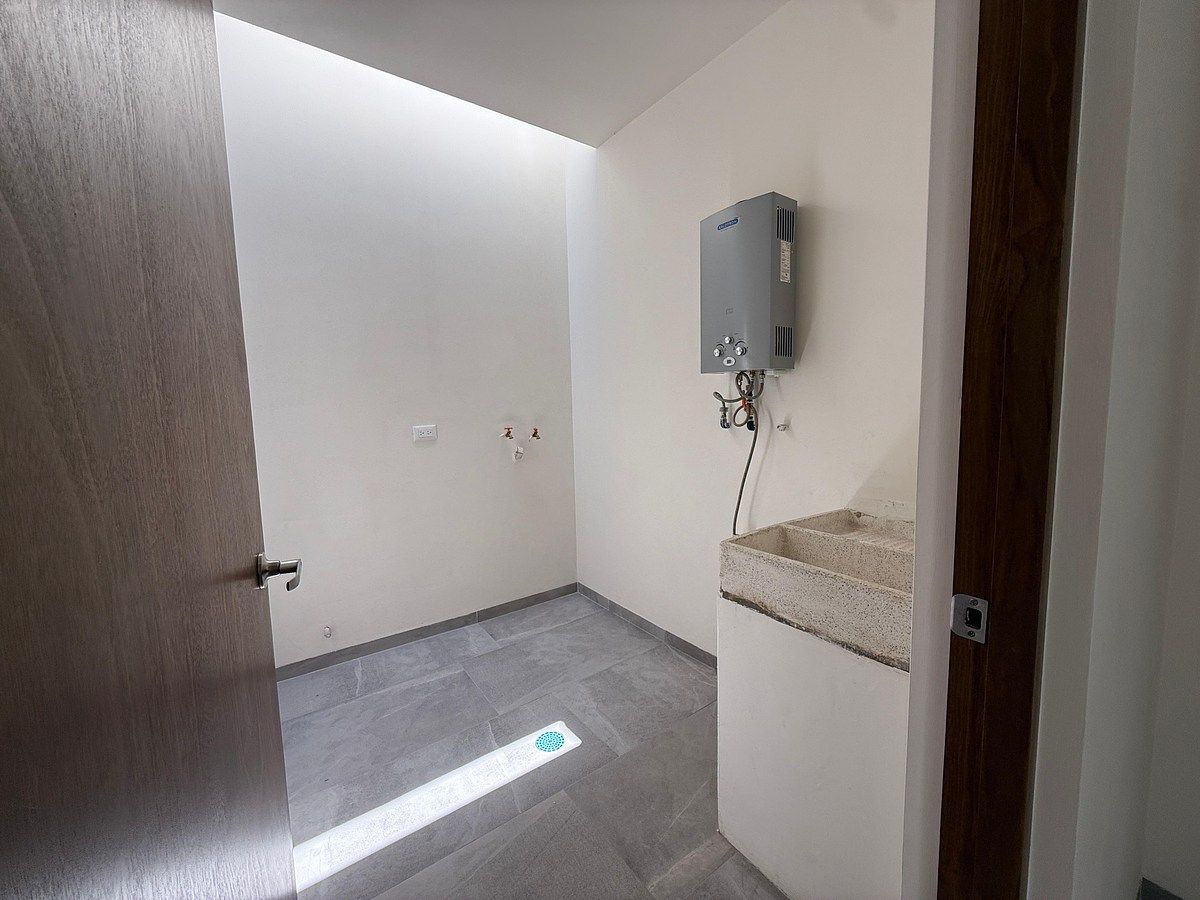 House in Gated Community in Valle Imperial, Zapopan, photo 19 of 29