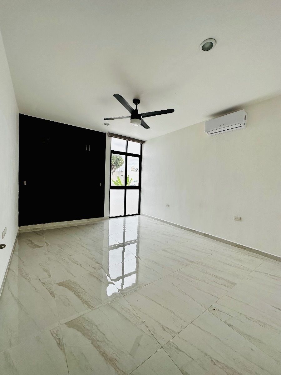 5 de 13: Recámara 2; closet, aire acondicionado y ventilador