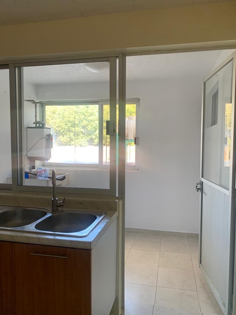 4 de 20: Cocina y área de lavado