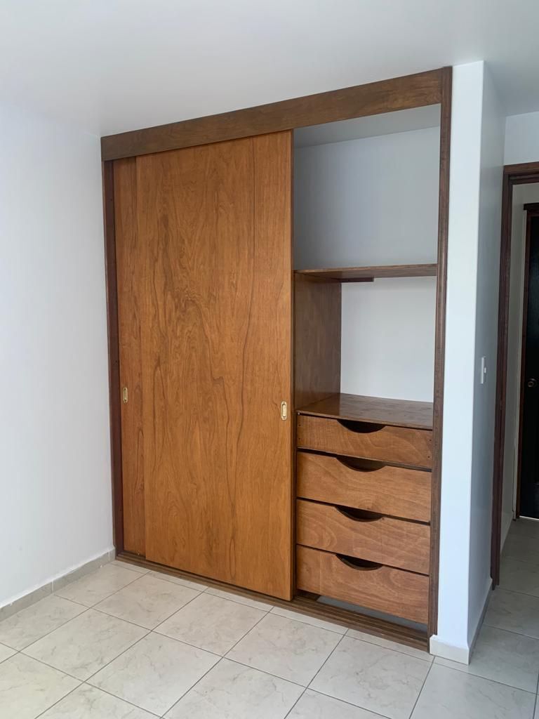 10 de 20: Closet 1ra recámara