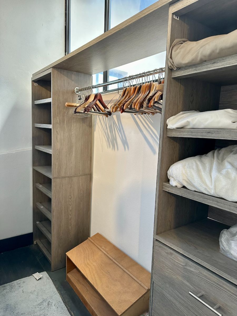 10 de 26: Vestidor