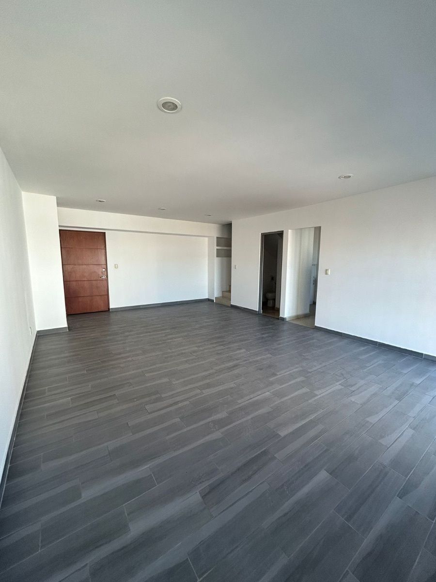 2 de 24: sala / comedor