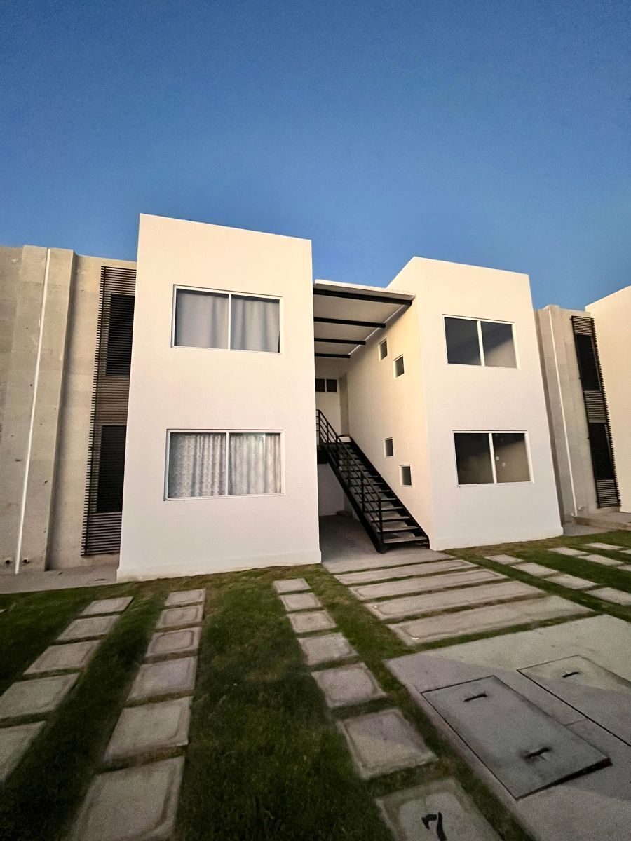 1 de 12: fachada