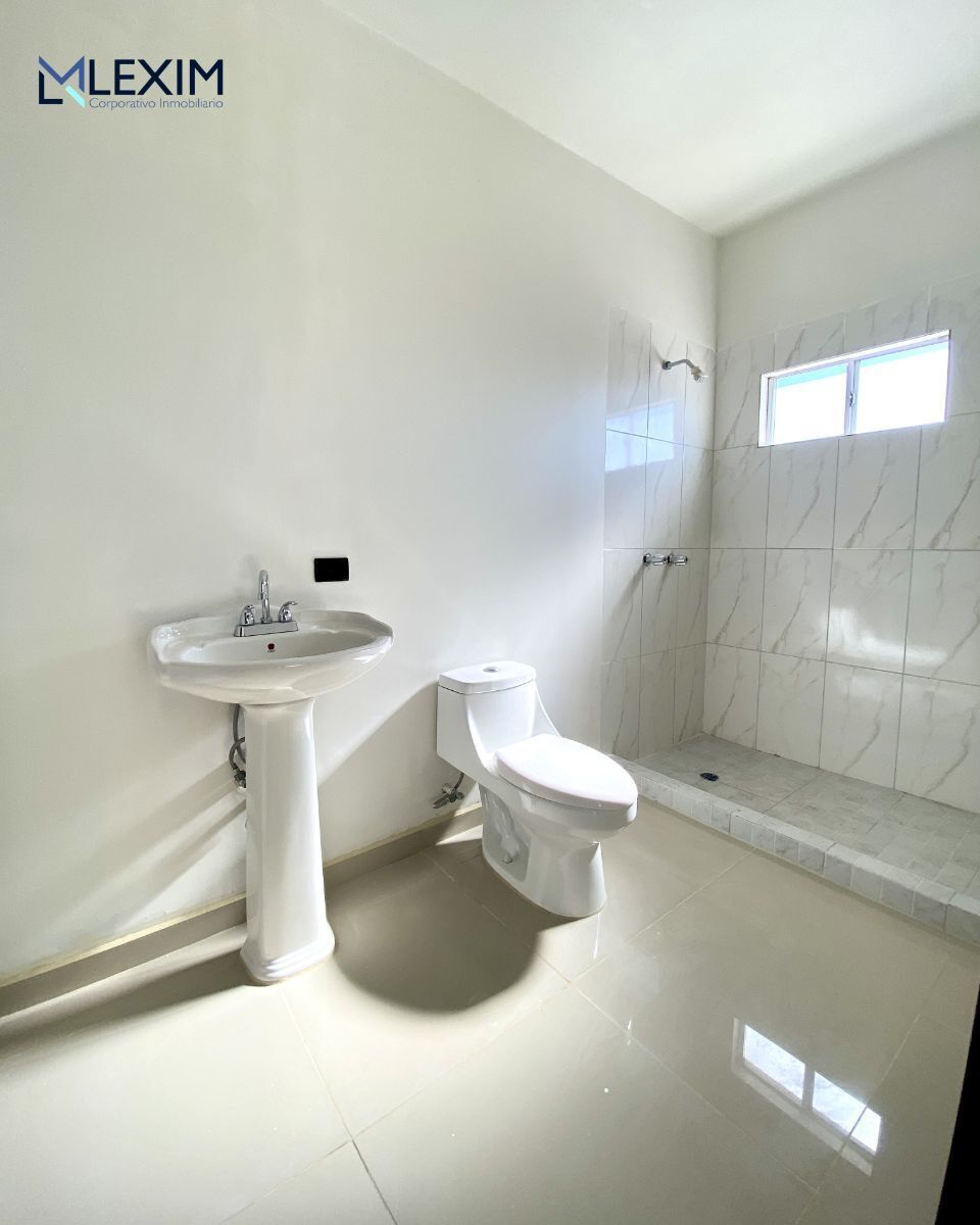 9 de 19: Baño recámara principal