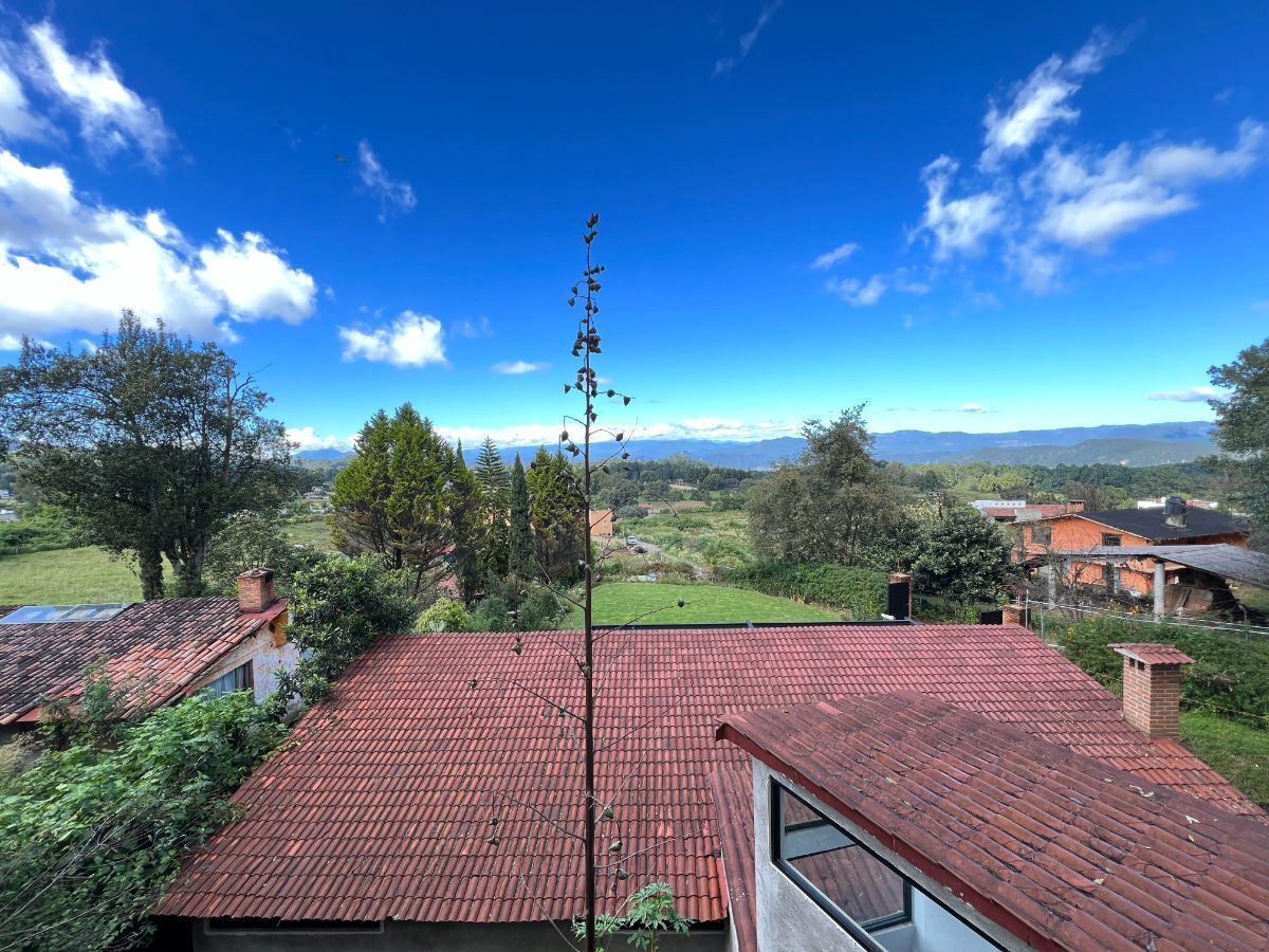 4 of 24: Vista a área verde