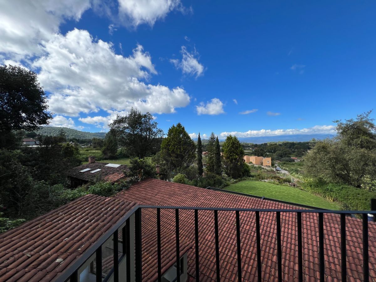 5 of 24: Vista