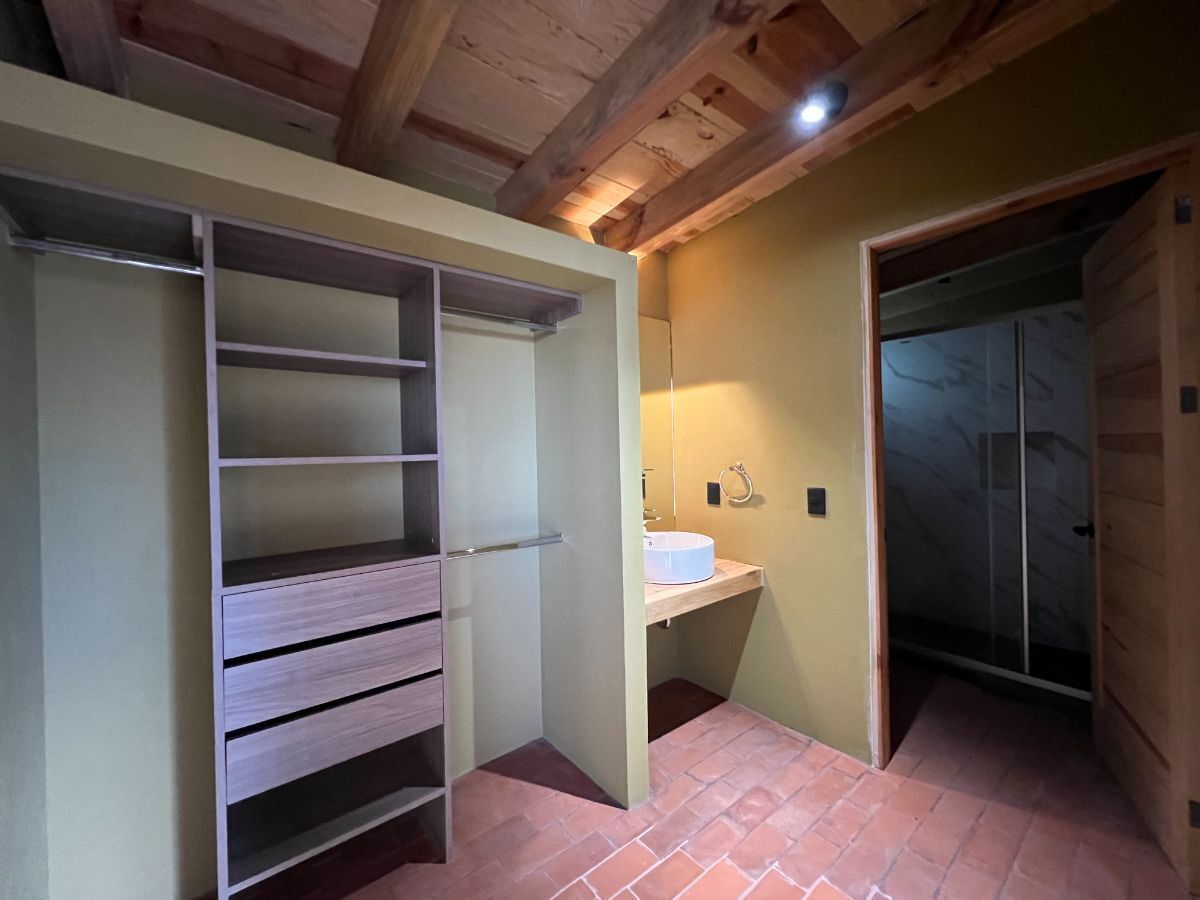 23 de 30: Baño Recámara 4