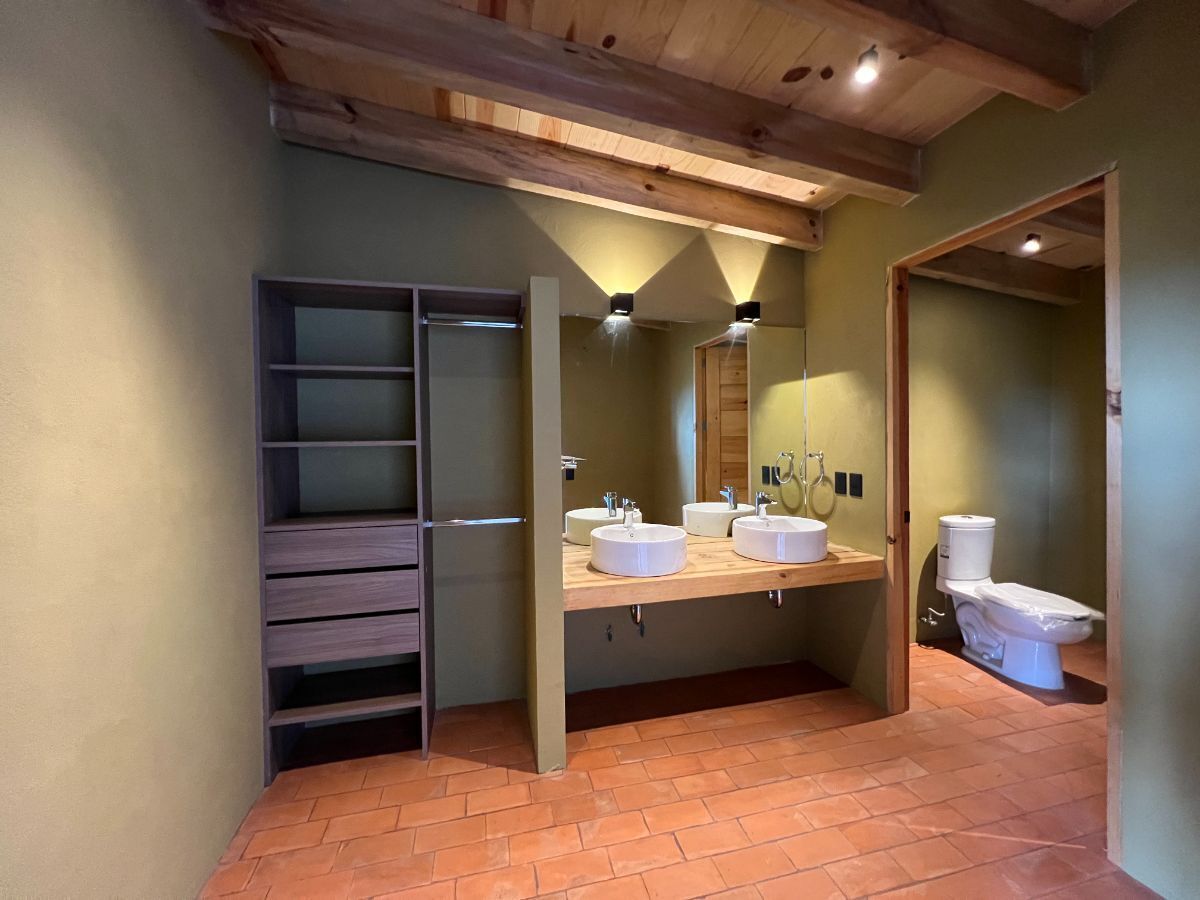 25 de 30: Baño recámara 5