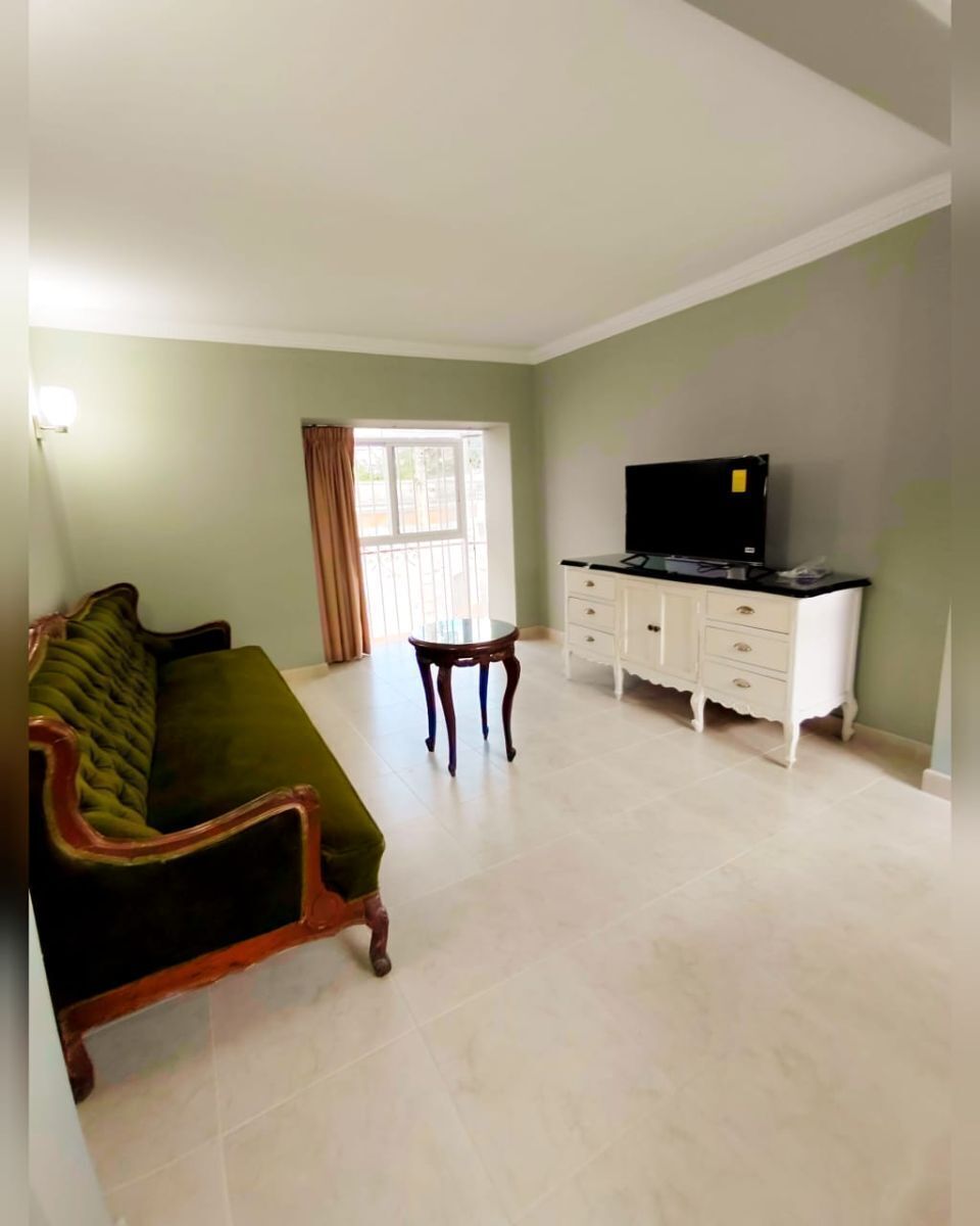 2 de 13: SALA