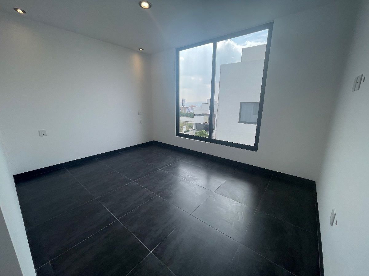 Habitación principal, foto 8 de 17