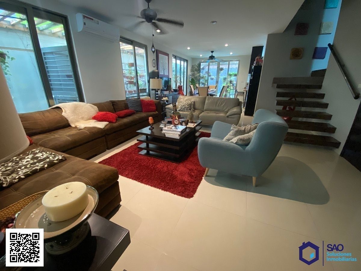 Excelente casa à venda, com piscina em Privada Paraíso Coatzacoalcos., foto 1 de 22