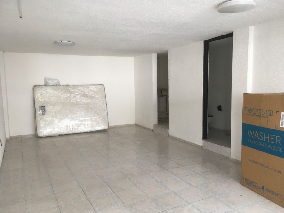 5 de 5: Interior