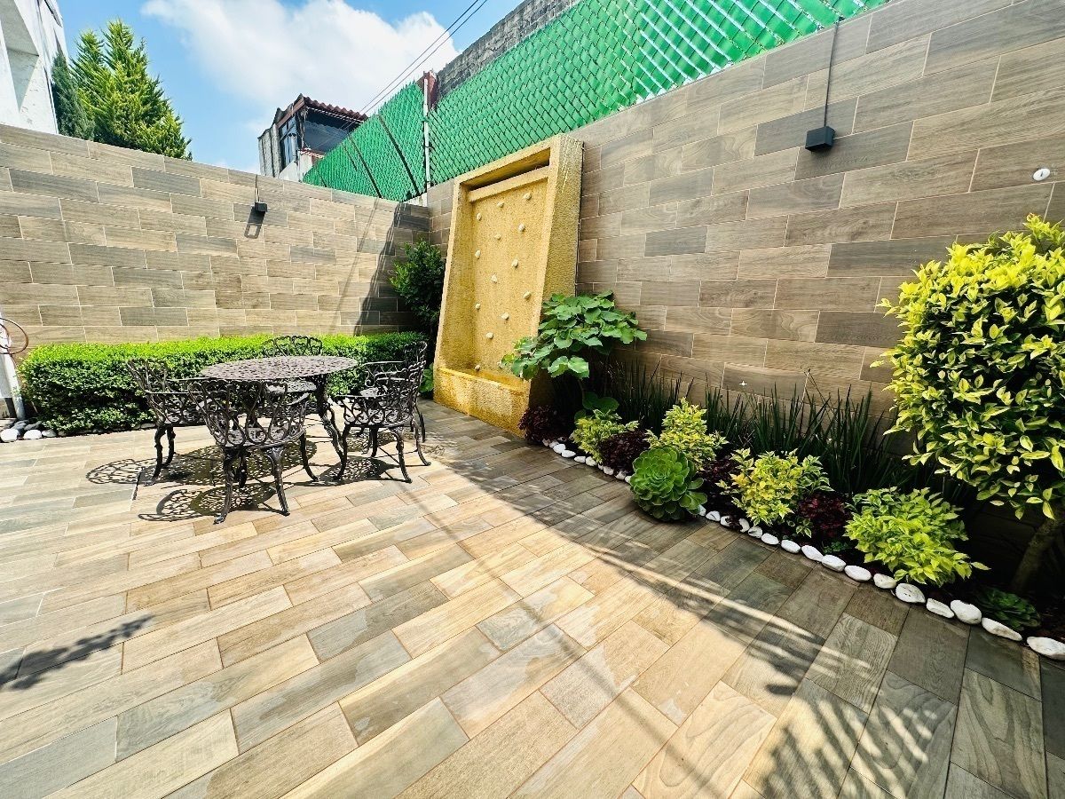 2 de 28: Terraza privada