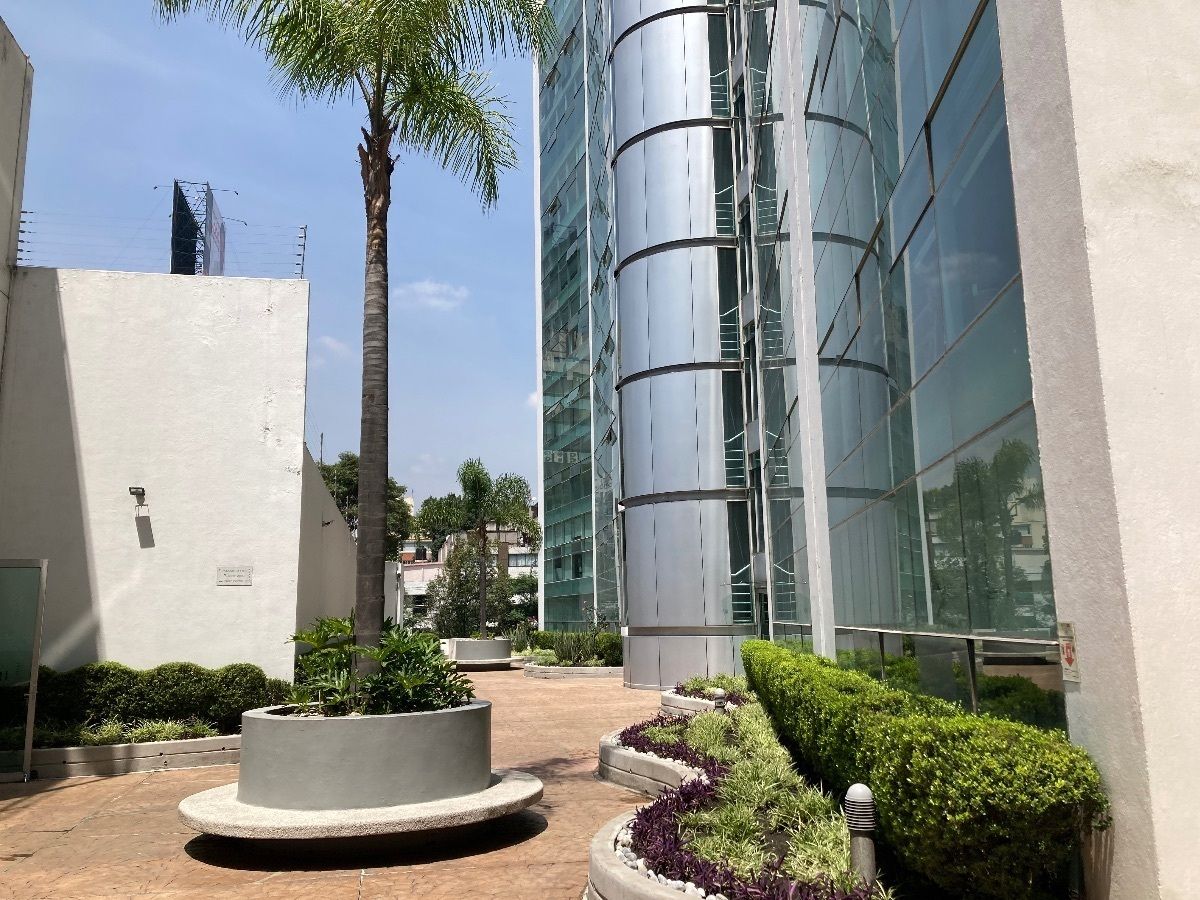 15 of 22: Áreas verdes