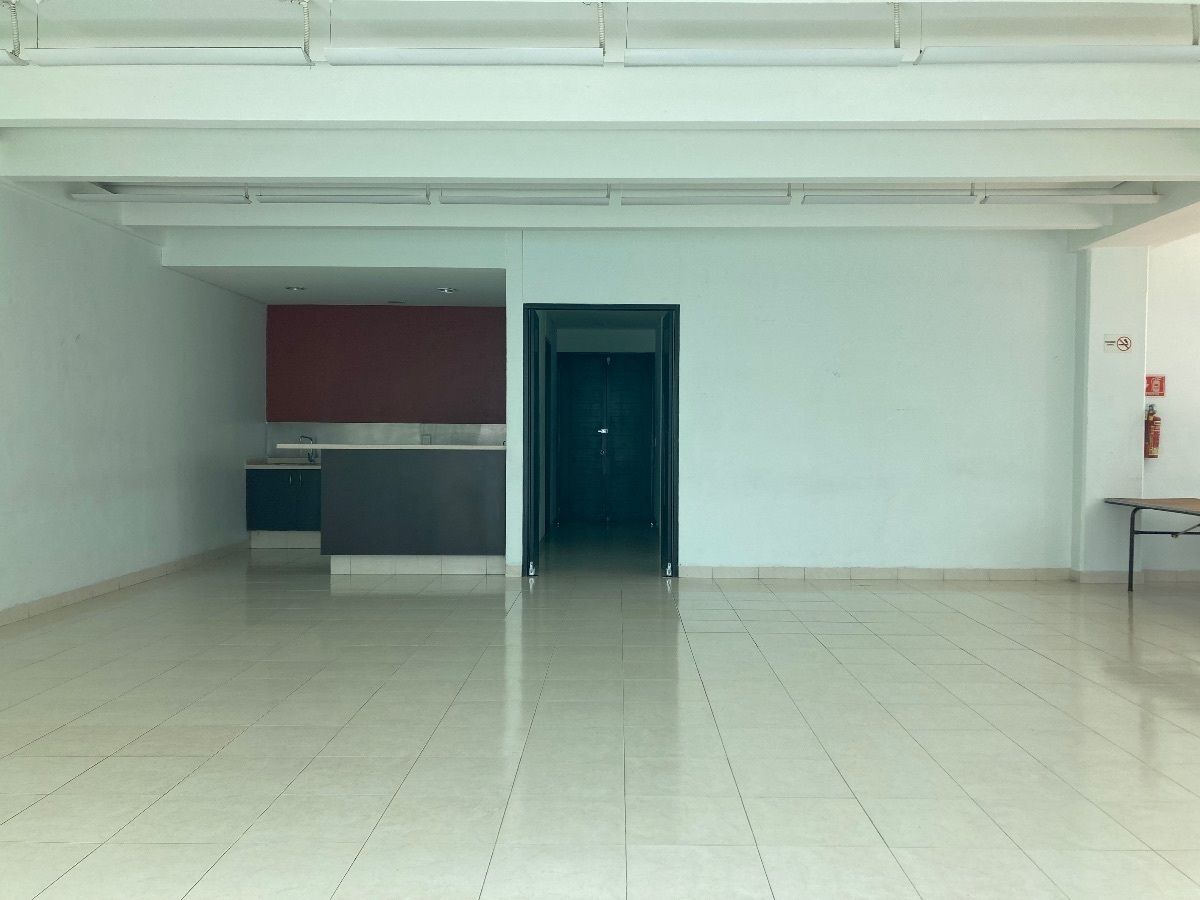 18 of 22: Salón de eventos