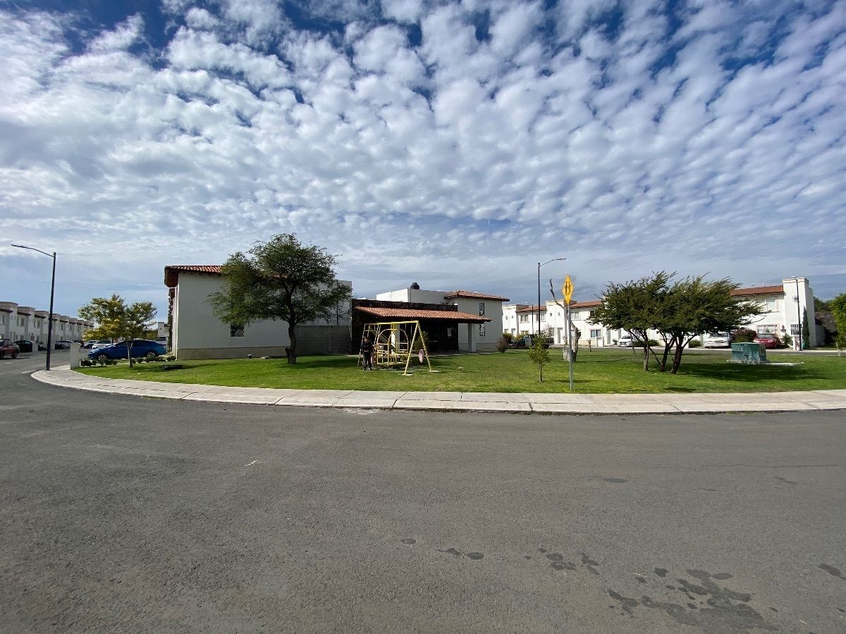 House in Los Huertos, Querétaro, photo 2 of 22