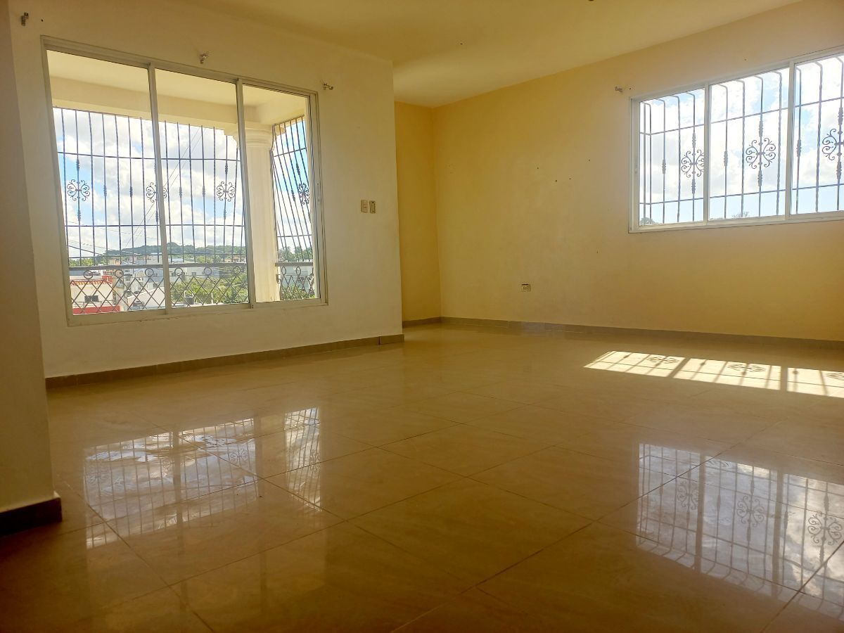 2 de 11: Sala-comedor