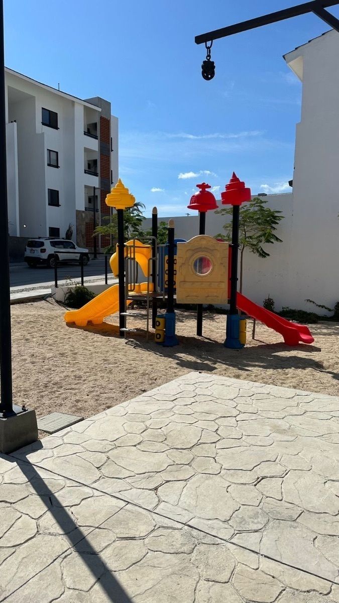 5 de 26: Área de juegos.