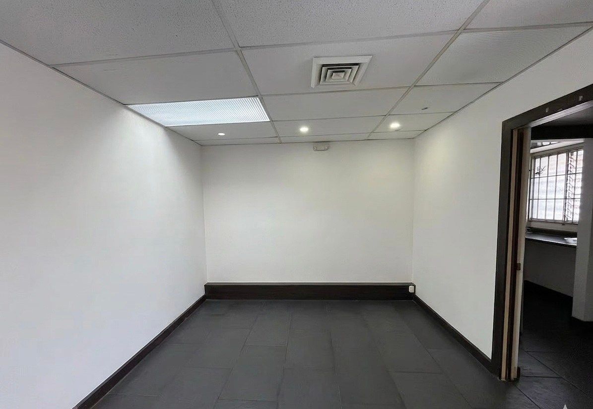 Local Comercial en San Vicente de Moravia, foto 3 de 10