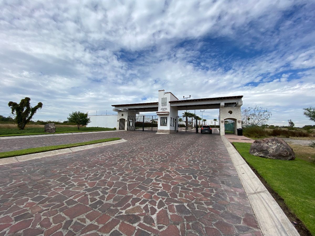 17 de 17: Condominio Cerezo.