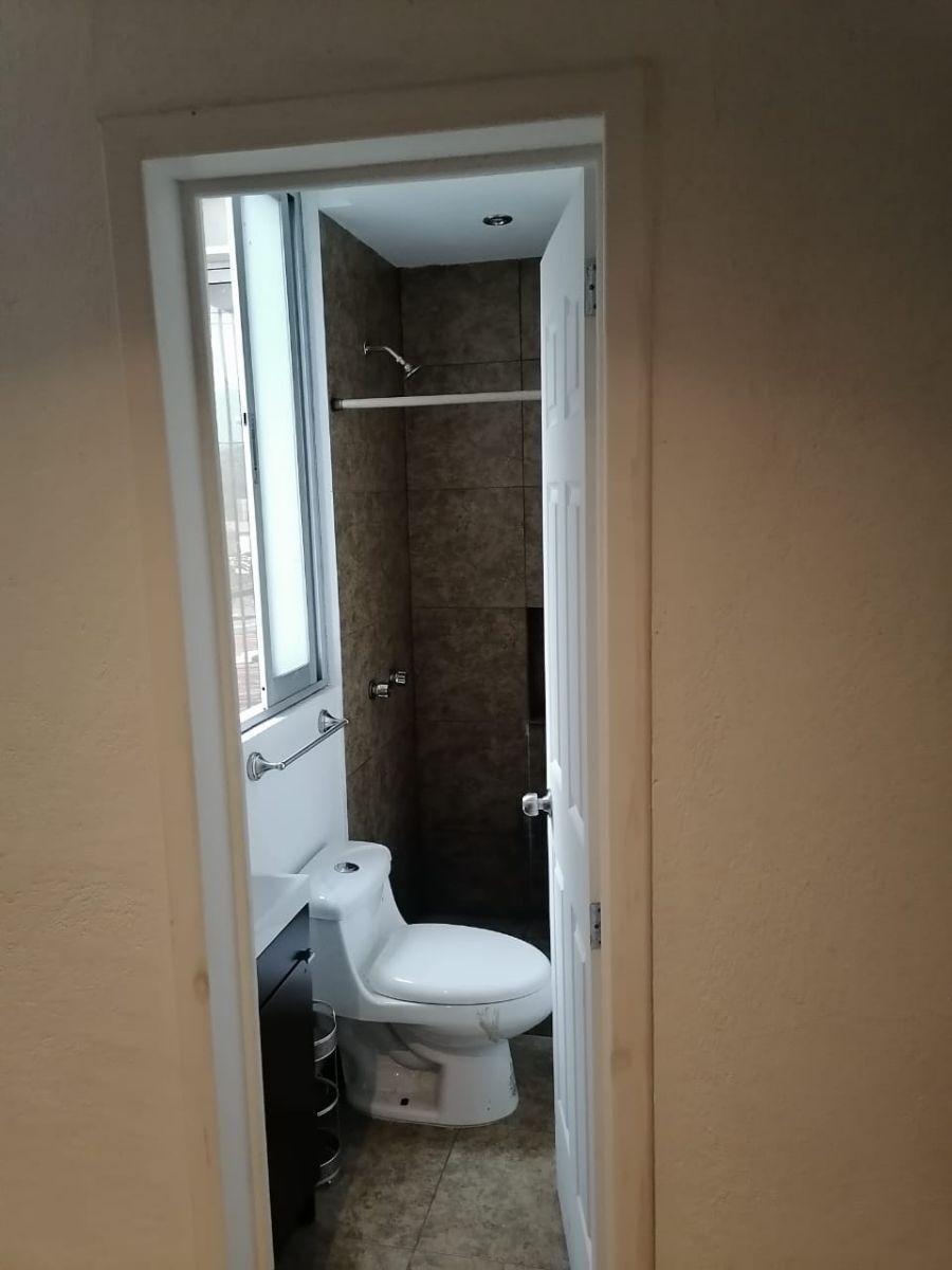 Baño recámara principal