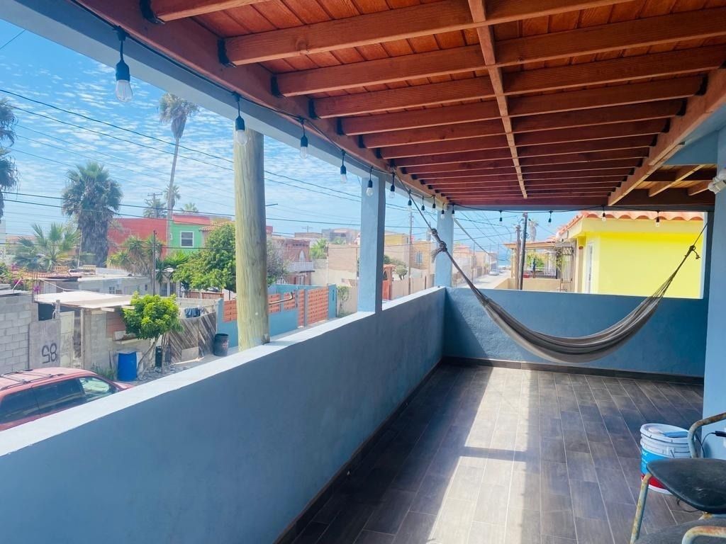 A pasos Del Mar cerca del centro de Rosarito !, foto 1 de 21