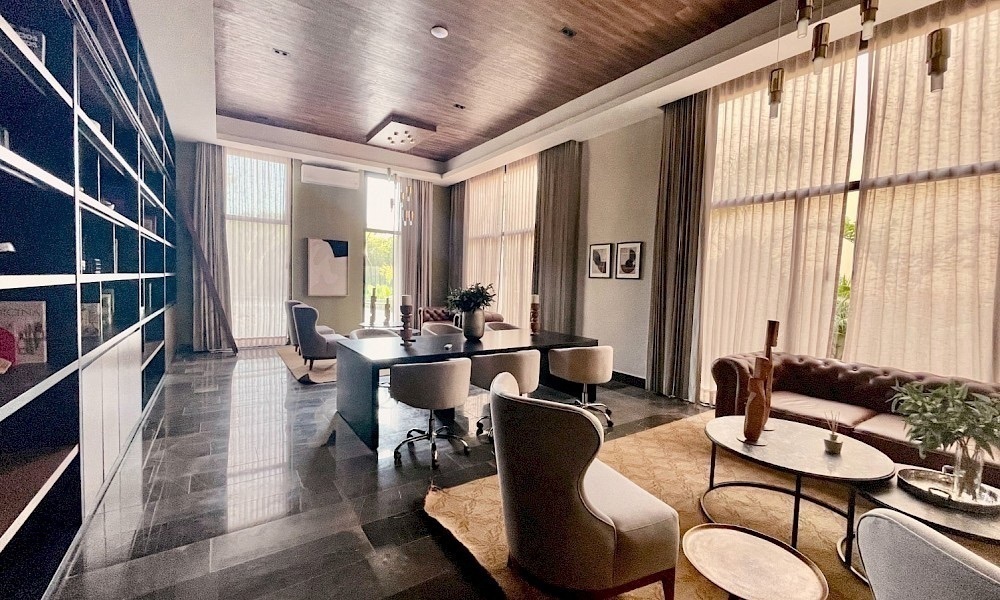 45 de 50: Biblioteca