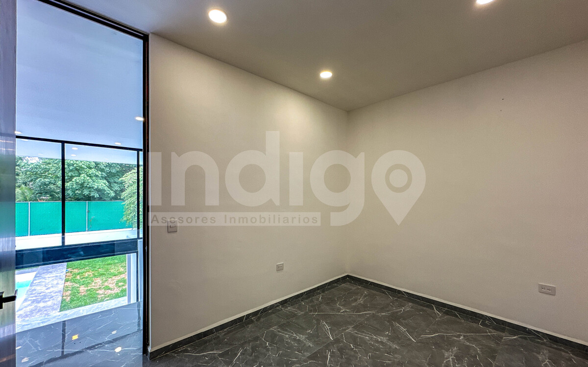 22 de 50: Family Room