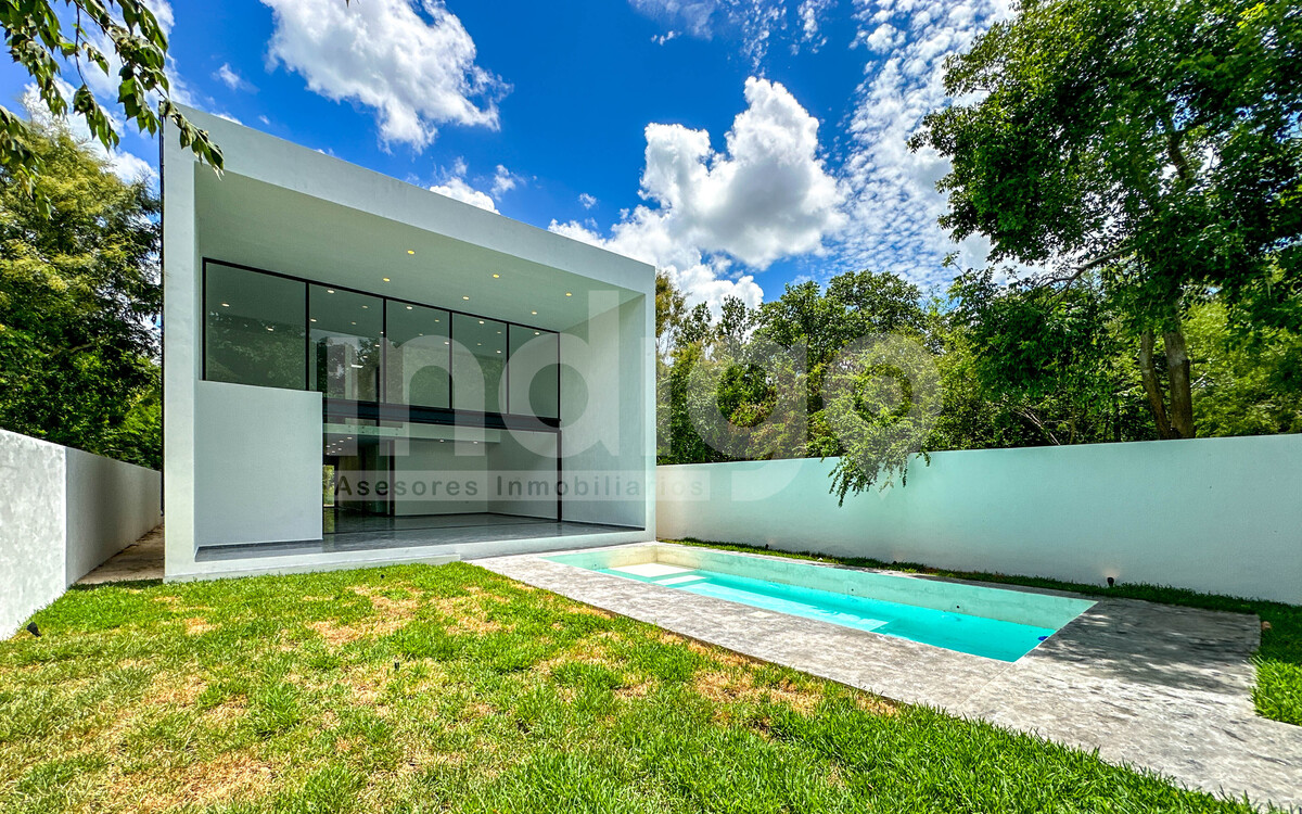 40 de 50: Fachada Trasera