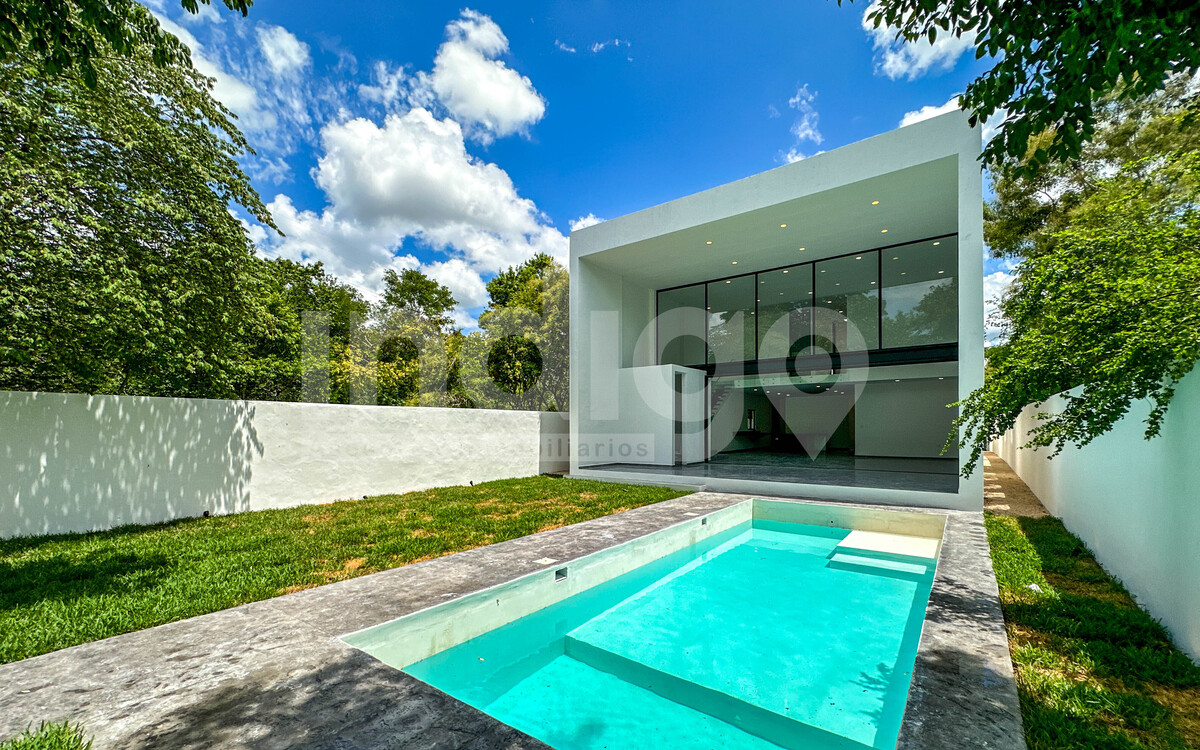 1 de 50: Fachada Trasera