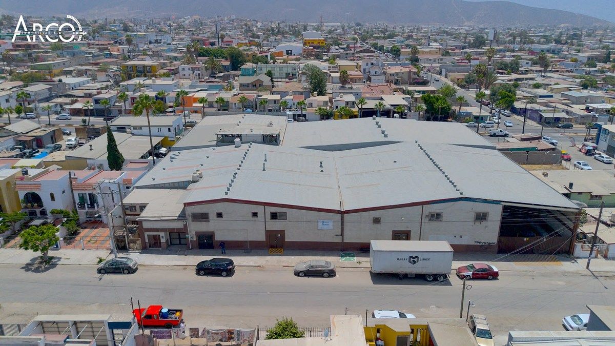 Bodega comercial en Manuel Márquez de León, Ensenada, foto 11 de 12