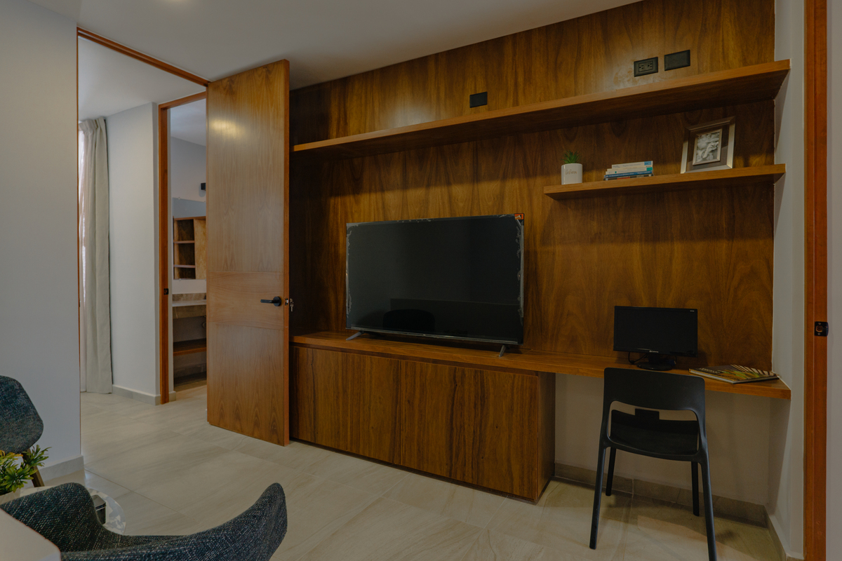 8 de 16: Sala de TV