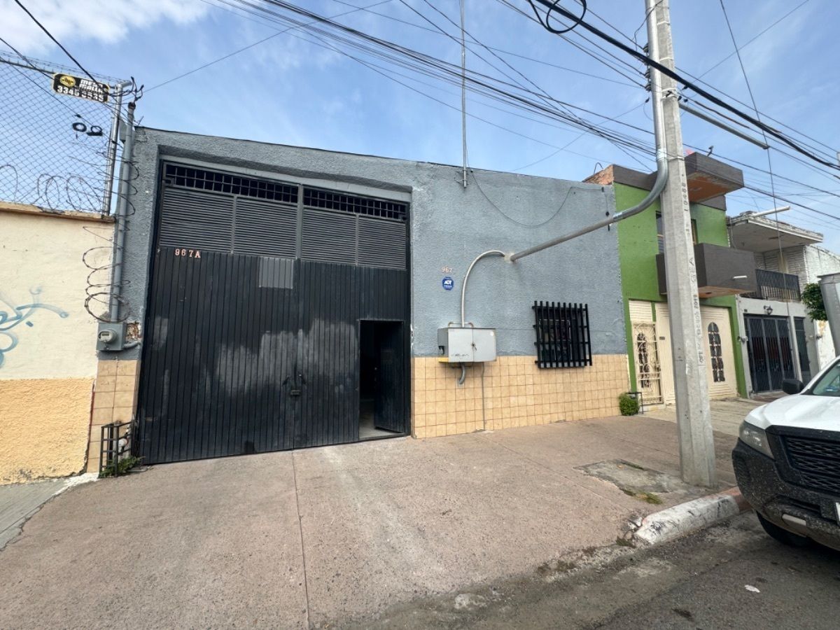 27 de 31