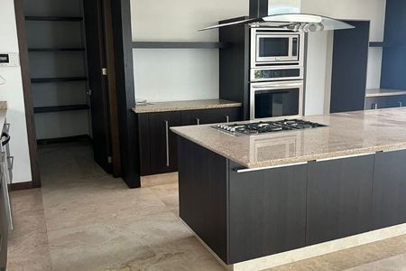 HOUSE FOR RENT RESERVA REAL