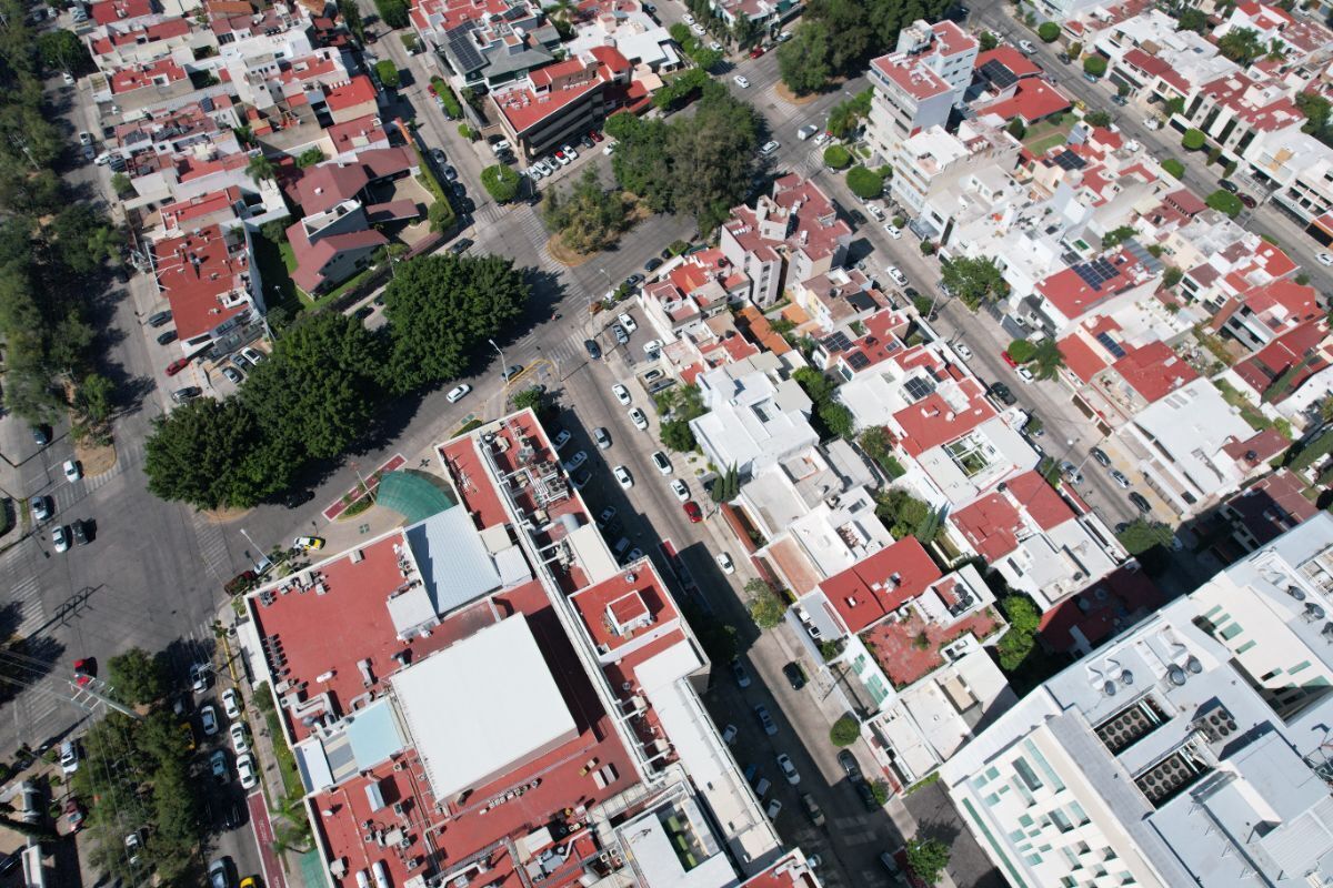 CASA EN PROVIDENCIA FRENTE HOSPITAL SAN JAVIER USO DE SUELO  MIXTO