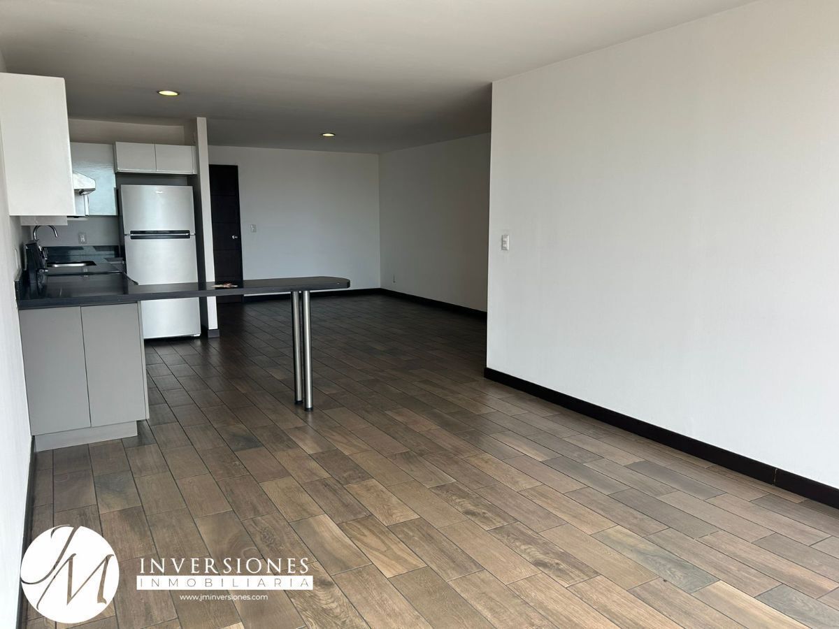 Apartamento en Zona 10, Guatemala, foto 3 de 7