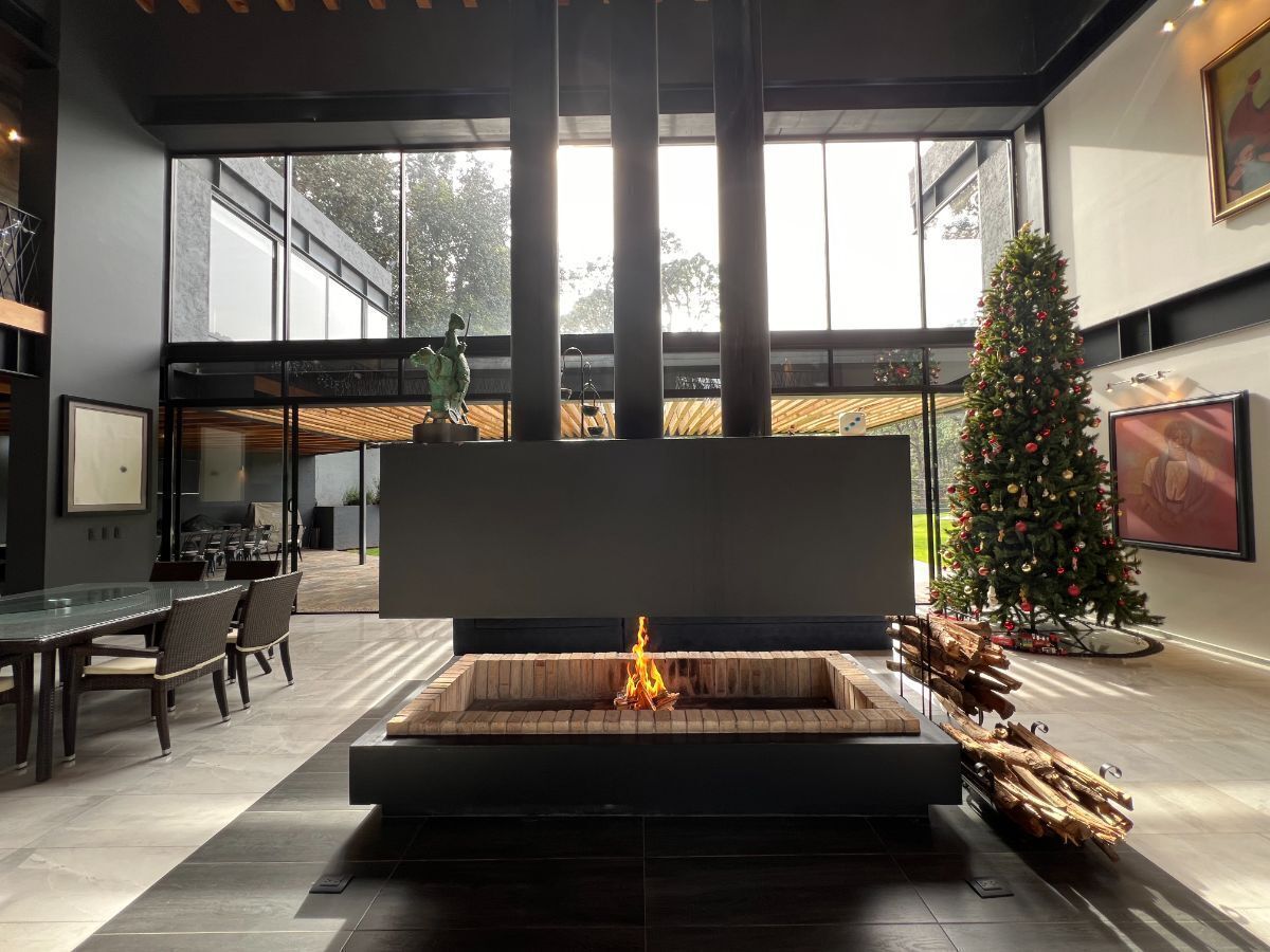 14 de 32: Chimenea