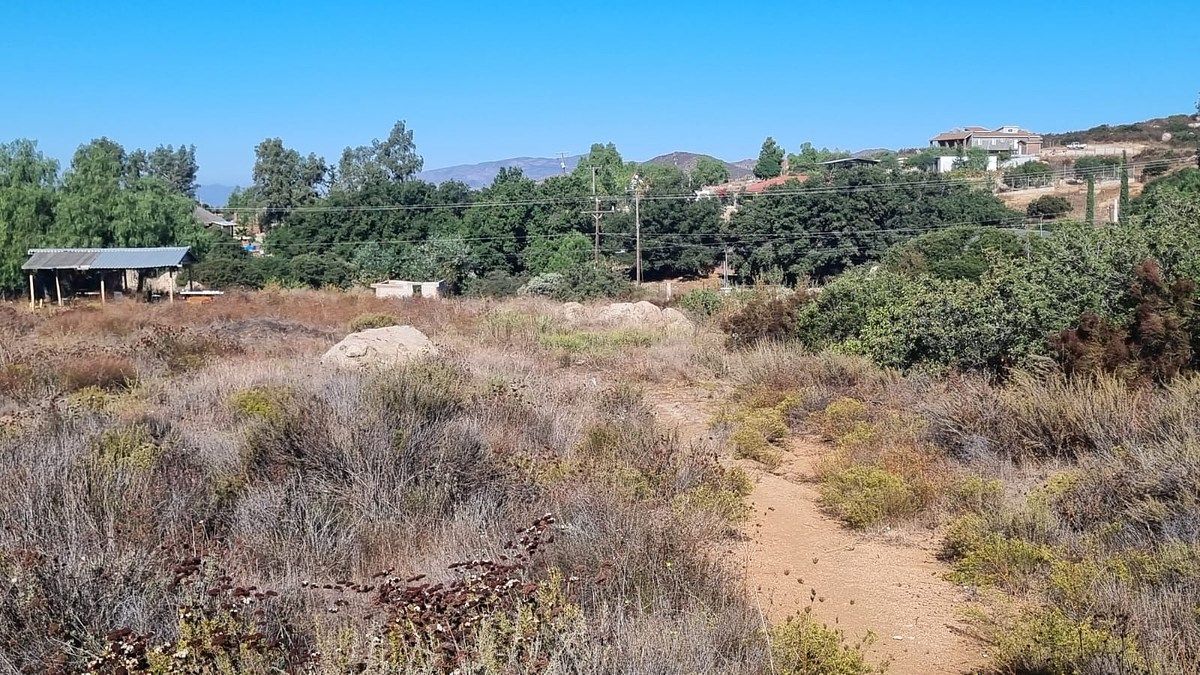 Lot in Nueva Hindú Sección Cerro Azul, Tecate, photo 3 of 8