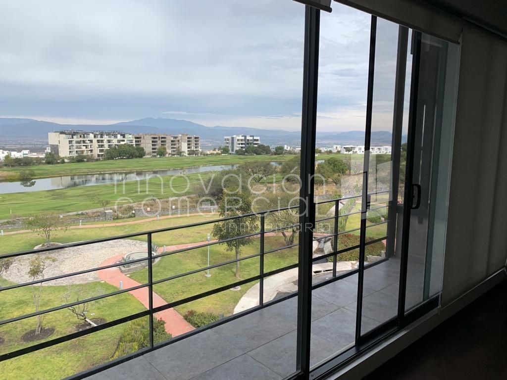 7 de 25: Vista desde sala comedor