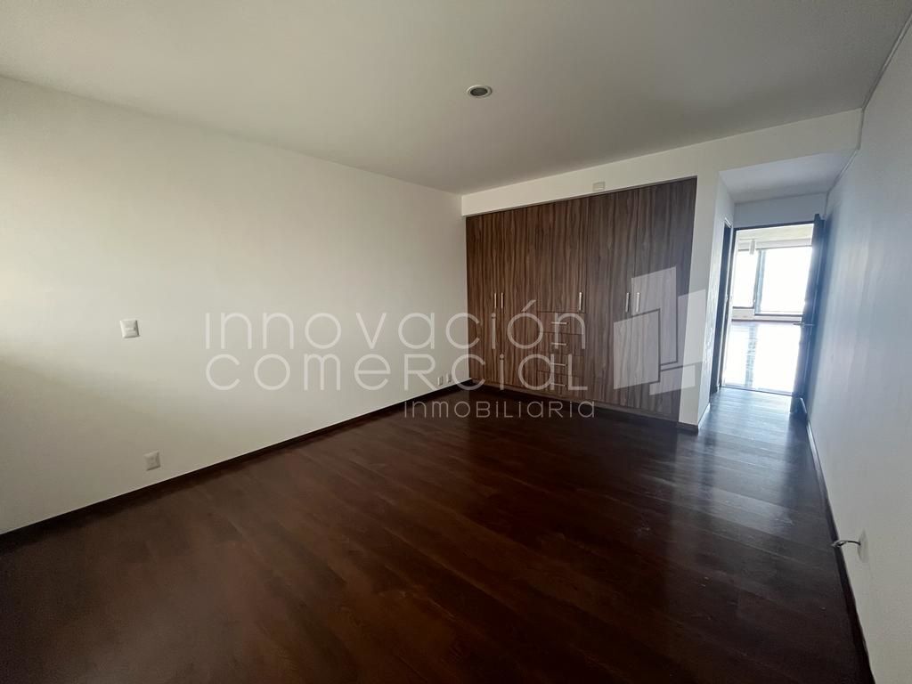 13 de 25: Recámara secundaria