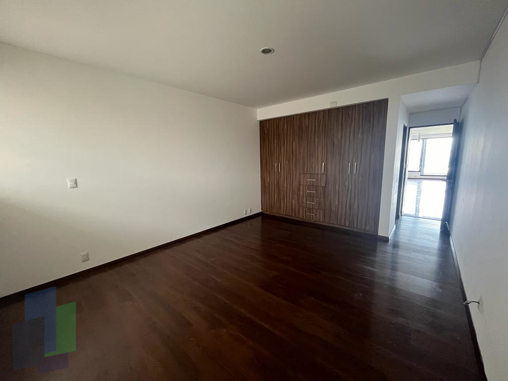 17 de 21: Recámara secundaria