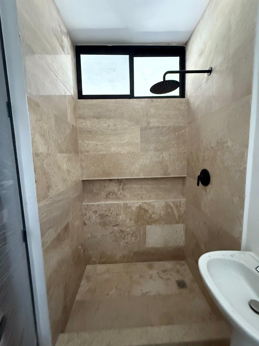 8 de 8: Baño, Cuarto de Servicio