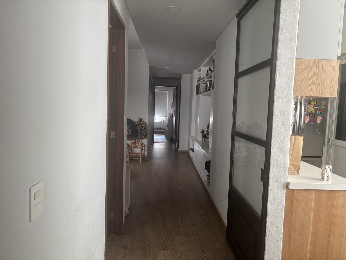 12 de 28: Pasillo